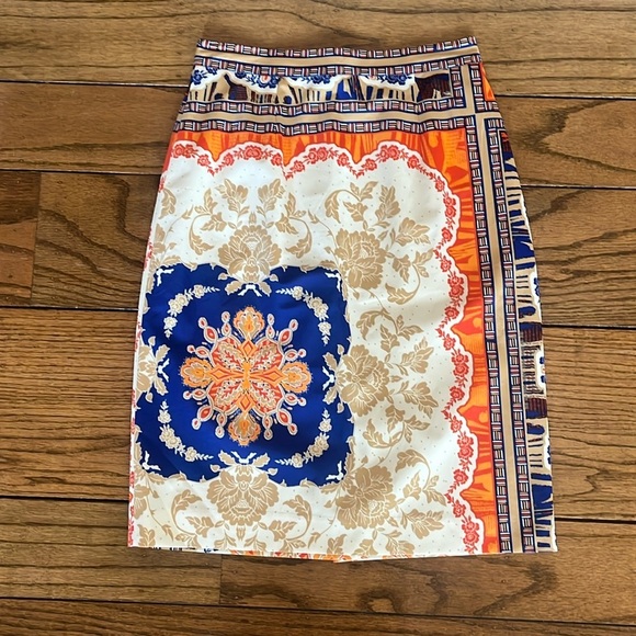 Antonio Melani Floral pencil Skirt Size 0 New Without tag - Picture 2 of 11